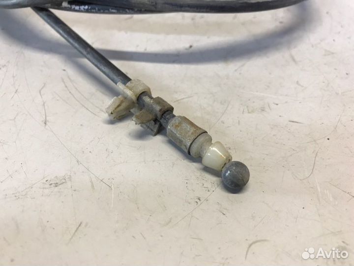 Трос замка капота Mitsubishi Eterna седан 2.0 6A12