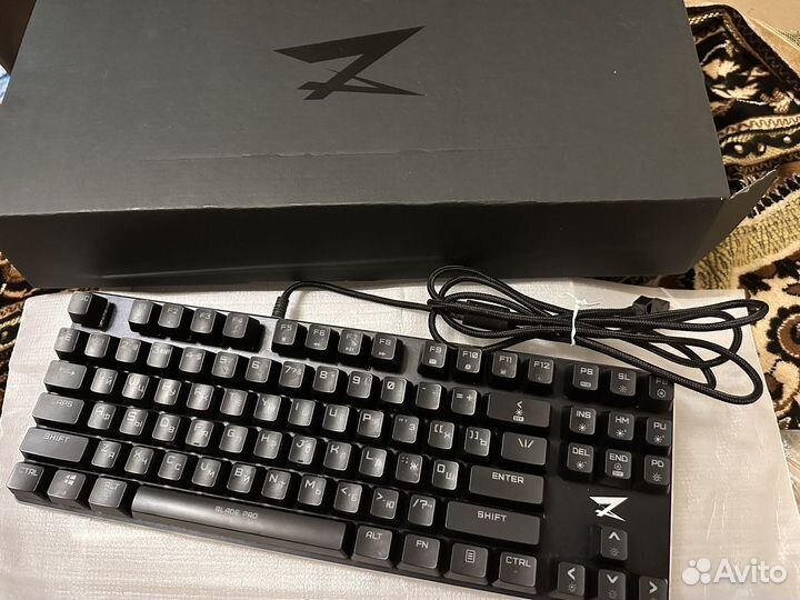 Игровая клавиатура Zet blade pro