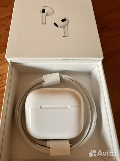 Беспроводные наушники apple airpods 3