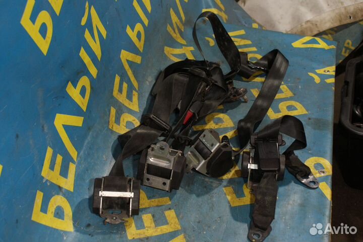 Ремни безопасности Renault Logan