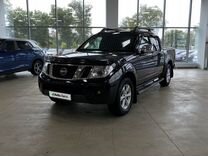 Nissan Navara 2.5 AT, 2012, 250 000 км, с пробегом, цена 1 830 000 руб.