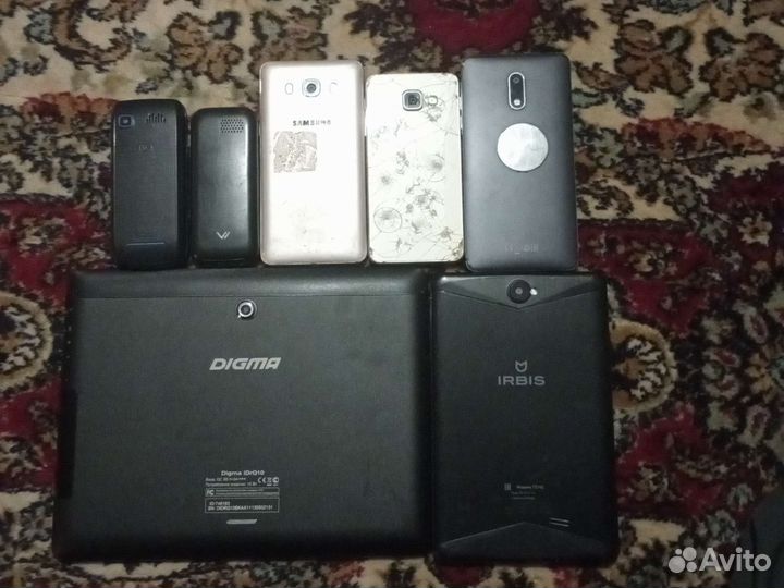 Мобильные телефоны и планшеты на запчасти