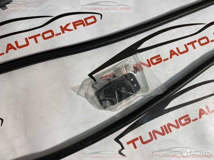 Решетка радиатора Toyota Land Cruiser с 16г U0609