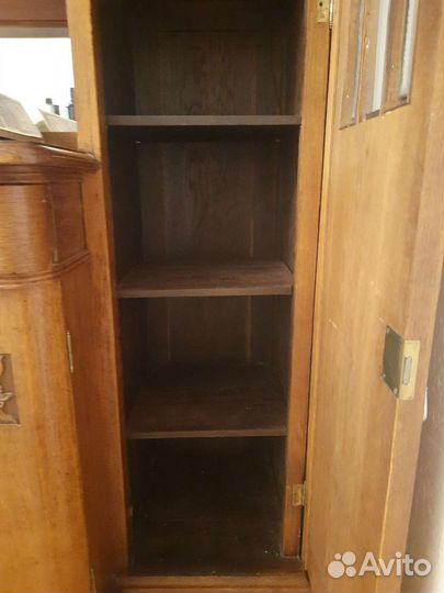 Антикварный буфет