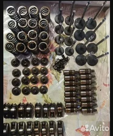 Головка блока Крайслер 2,4 EDZ