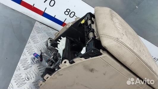 Подлокотник центральный BMW 3 F30/F31 (4BA05IX01)