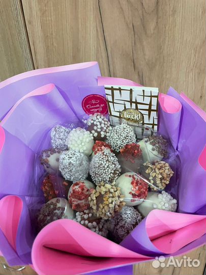 Клубника в шоколаде на 8 марта