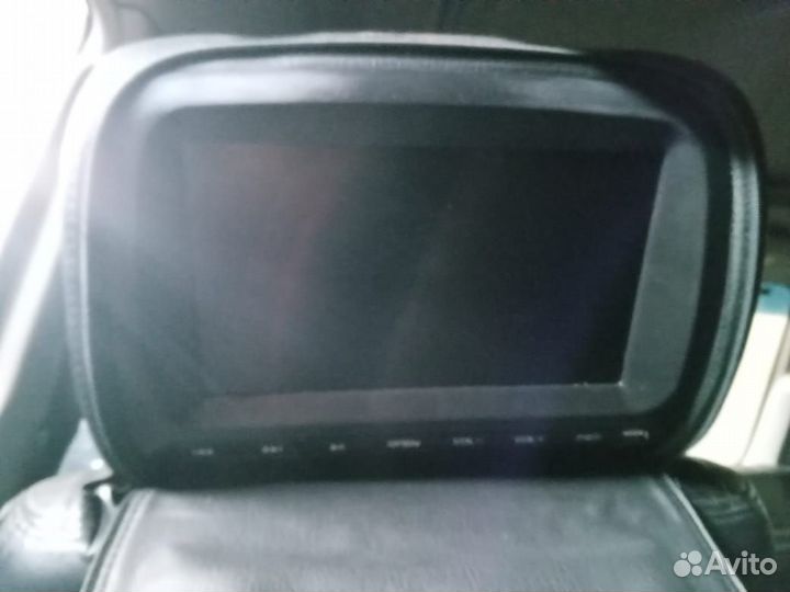 Подголовник с TV 