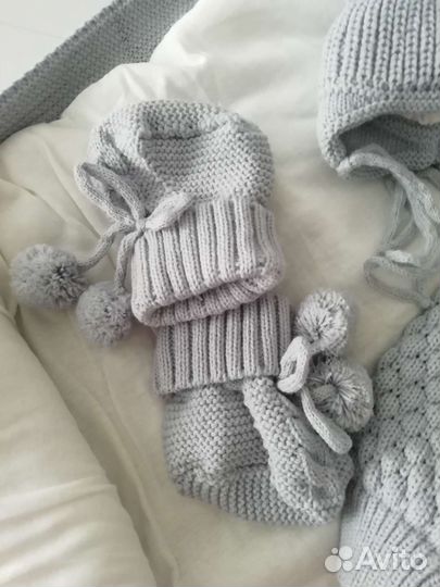 Новый комплект на выписку в роддом