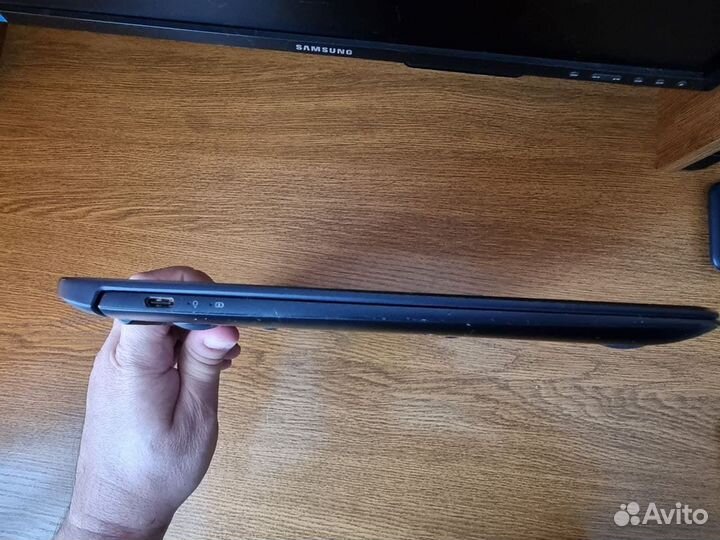 Продам ультрабук asus Zenbook UX391UA