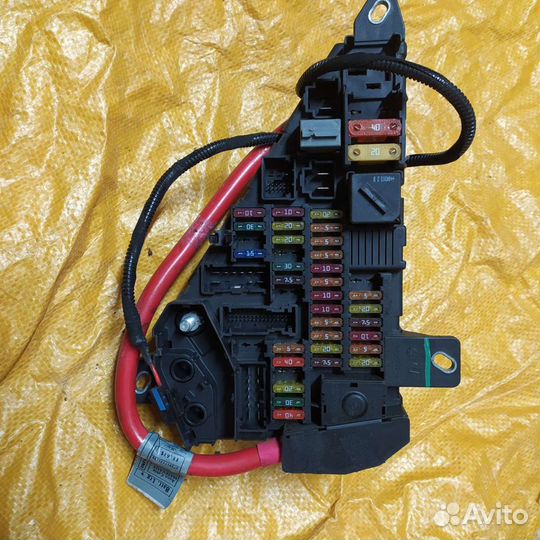 Bmw e60 распределитель тока задний