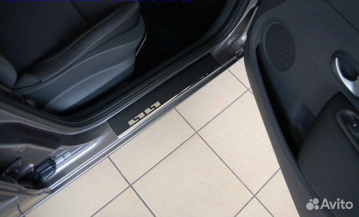 Накладки на пороги Mitsubishi L200 IV 2006