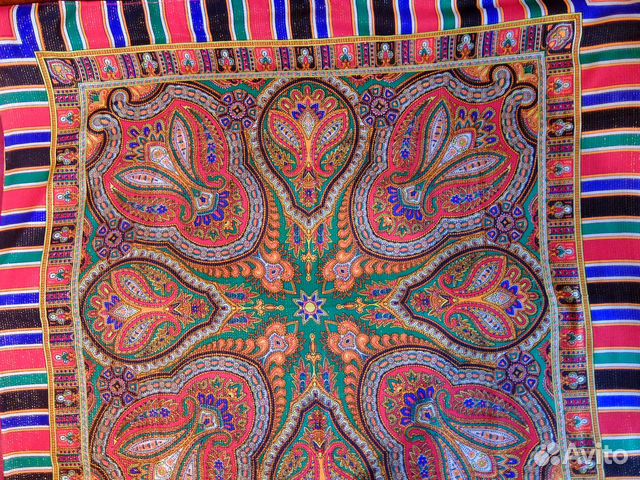 Шаль с люрексом, Япония