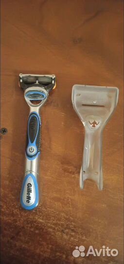 Бритвенный станок Gillett