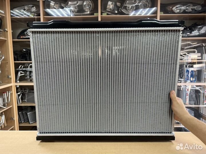 Радиатор охлаждения Киа Соренто/ Kia Sorento