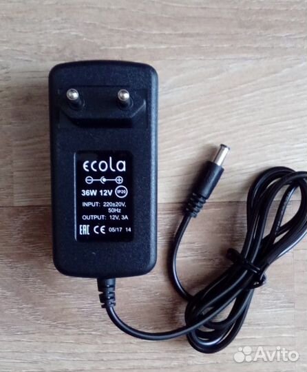 Адаптер питания для светодиодных лент
