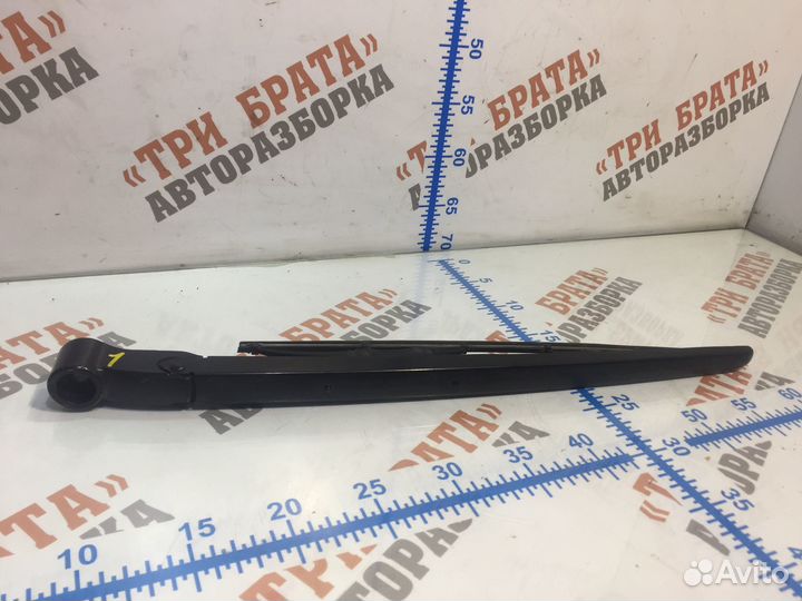 Лендровер Держатель дворника задний Зад