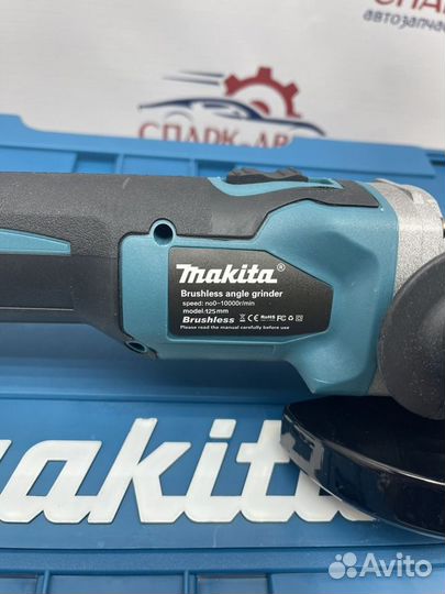 Набор аккумуляторных инструментов 4 в 1 Makita