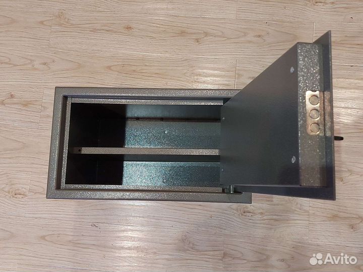 Сейф для денег и документов(оружия)