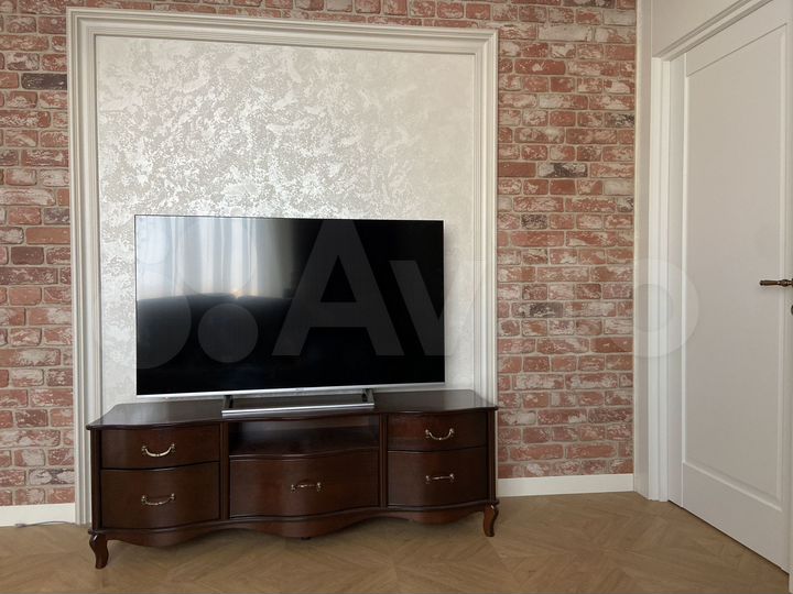 2-к. квартира, 57 м², 6/14 эт.