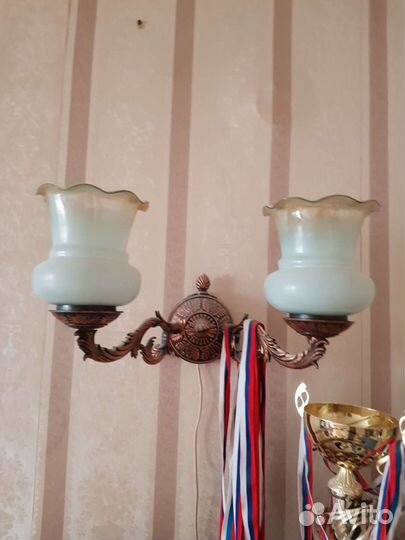 Настенный светильник бра