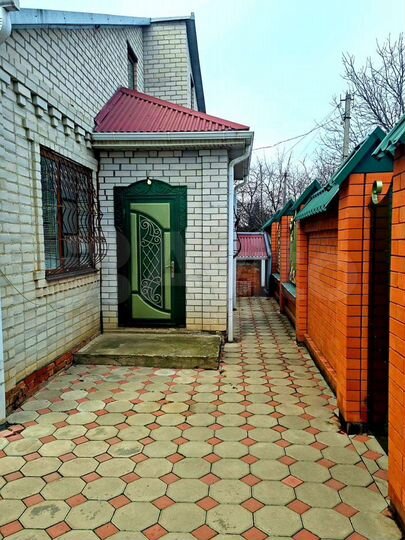 Дом 244 м² на участке 6 сот.