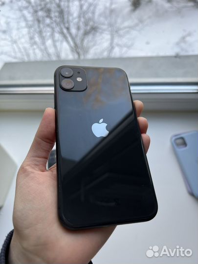 iPhone 11, 64 ГБ