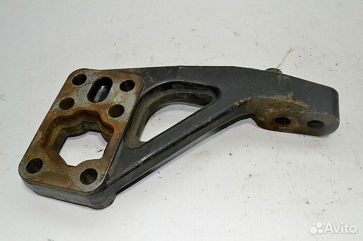 Кронштейн двигателя, задний правый MAN TGA 18.360 (01.00)