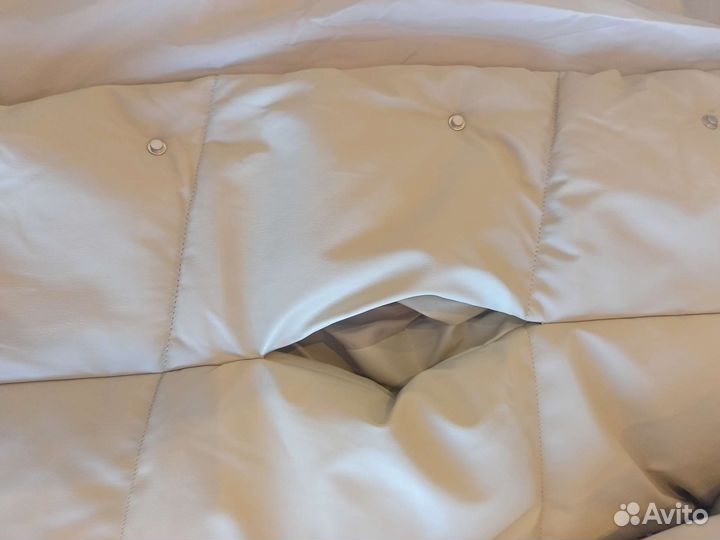 Женское пальто из искусственной кожи