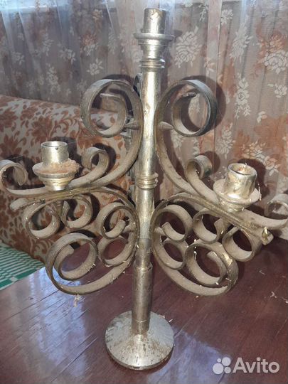 Старинный бронзовый подсвечник