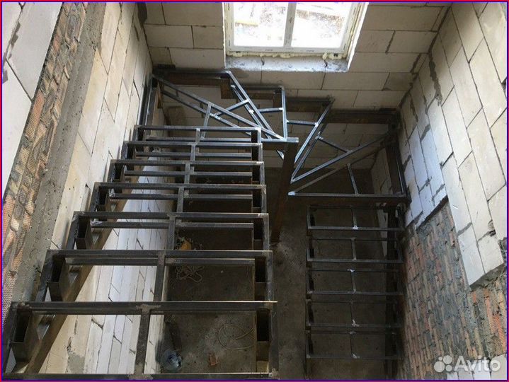 Лестница металлическая