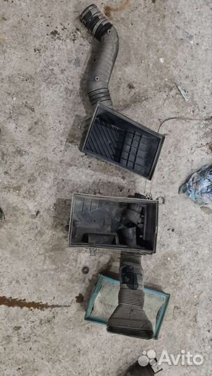 Корпус воздушного фильтра VW Passat b3