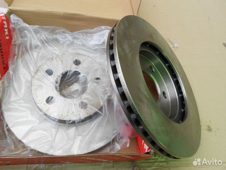 Chrysler Neon Передние тормозные диски Новые