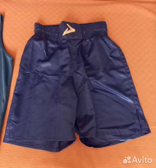 Майка и шорты для бокса Demix