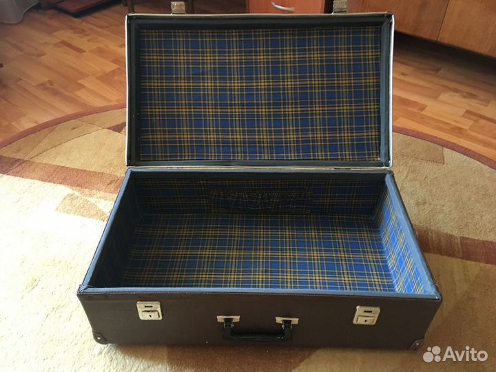 Чемоданы времен СССР