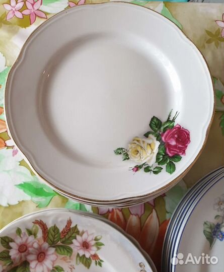 Винтажные фарфоровые тарелки