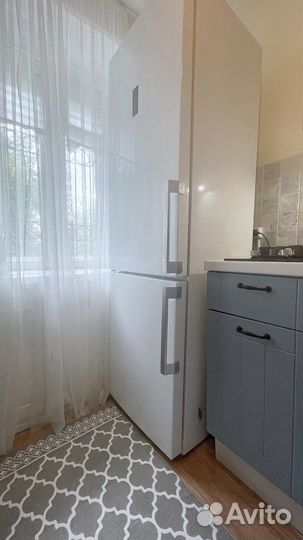 Холодильник Hotpoint-Ariston HMD 520 W