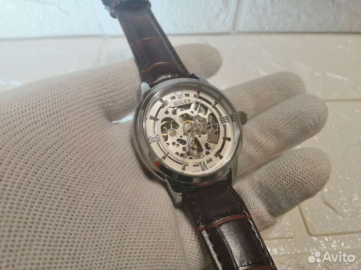 Часы мужские механические скелетоны