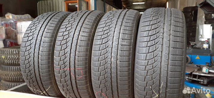 Nokian Tyres WR A4 215/50 R18