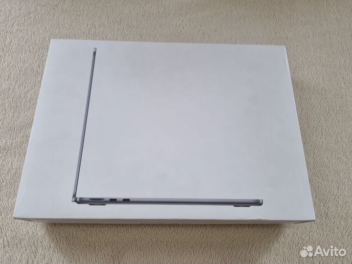 Macbook air 13 2022, m2 8 256