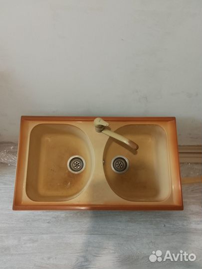 Раковина искусственный камень