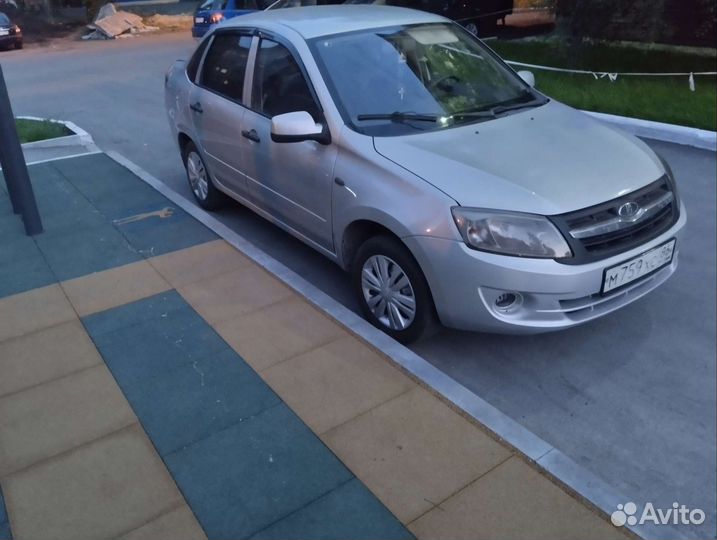 LADA Granta 1.6 МТ, 2012, 270 000 км