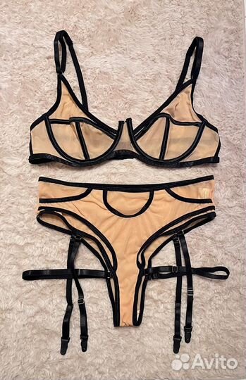 Комплект нижнего белья