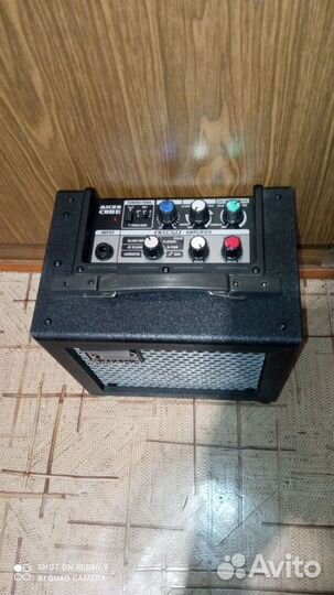 Гитарный комбоусилитель roland