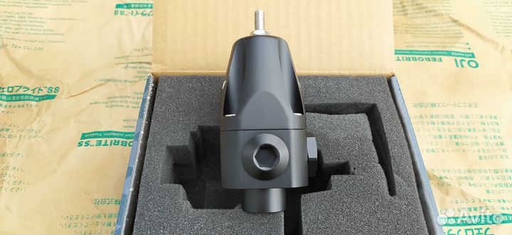 Регулятор давления топлива DeatschWerks 8AN (USA)