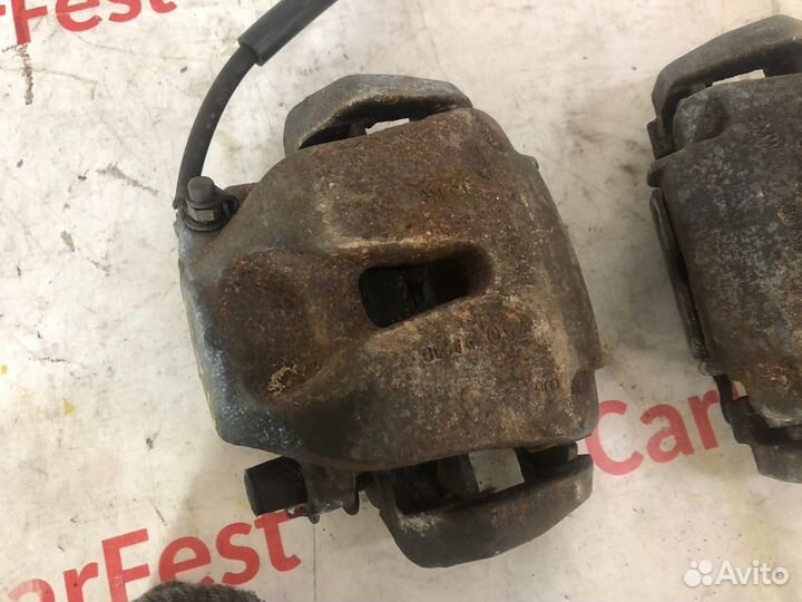 Суппорт передний BMW X5 E70 Суппорт бмв Х5 е70