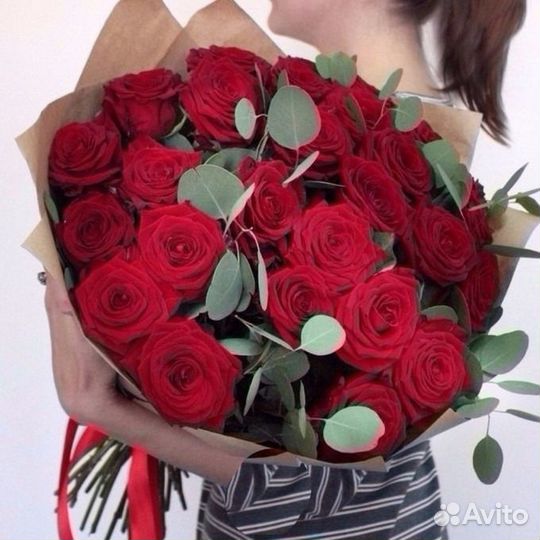 Букет Розы красные 45 шт крупные cорта Sexy Red