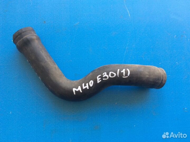 Патрубок радиатора на BMW E30 M40