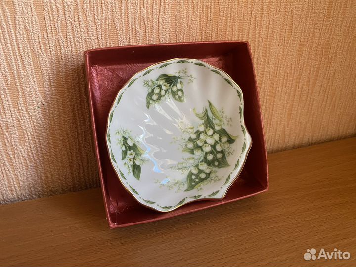 Посуда фарфоровая