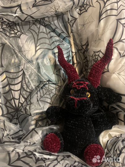 Бафомет плюшевый